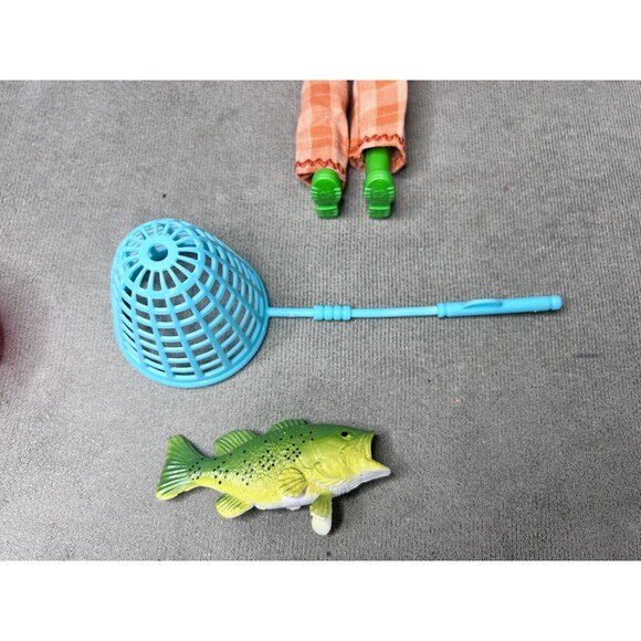 Bass Pro Shops Kelly Doll Fishing Bucket Pole Camping Treehouse Kids Toy Lot - Picture 9 of 16